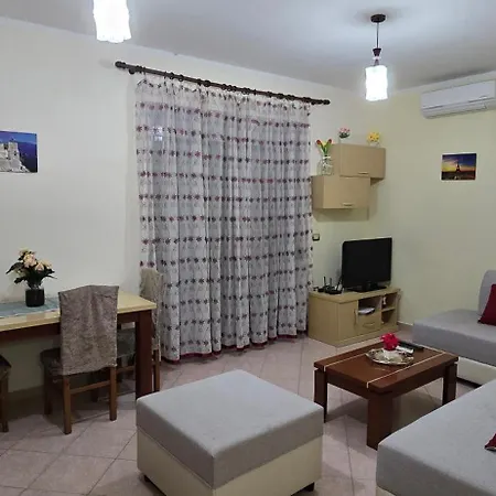 Apartment Me Qera Lungomare Dejvid By The Sea *