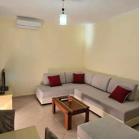 Me Qera Lungomare Dejvid By The Sea Apartment *